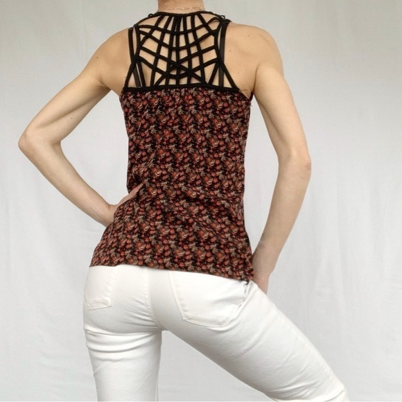 Limité floral roses criss cross back tank top fits S black and red woman - Picture 16 of 16